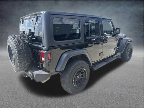 Used 2019 Jeep Wrangler Unlimited Sport AWD/4WD image 7