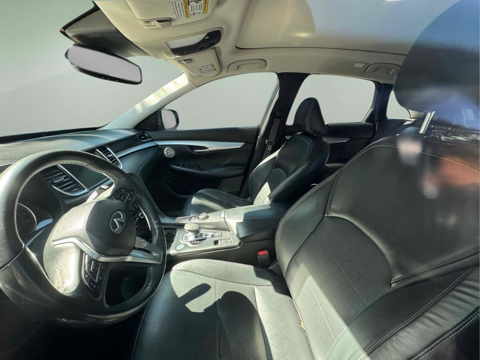Used 2021 INFINITI QX50 Sensory w/ Accent Package FWD image 2