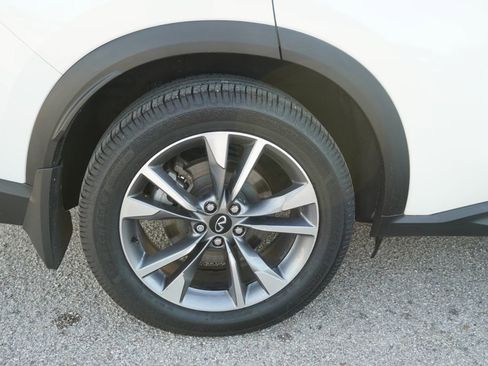 Used 2023 INFINITI QX60 Luxe image 6