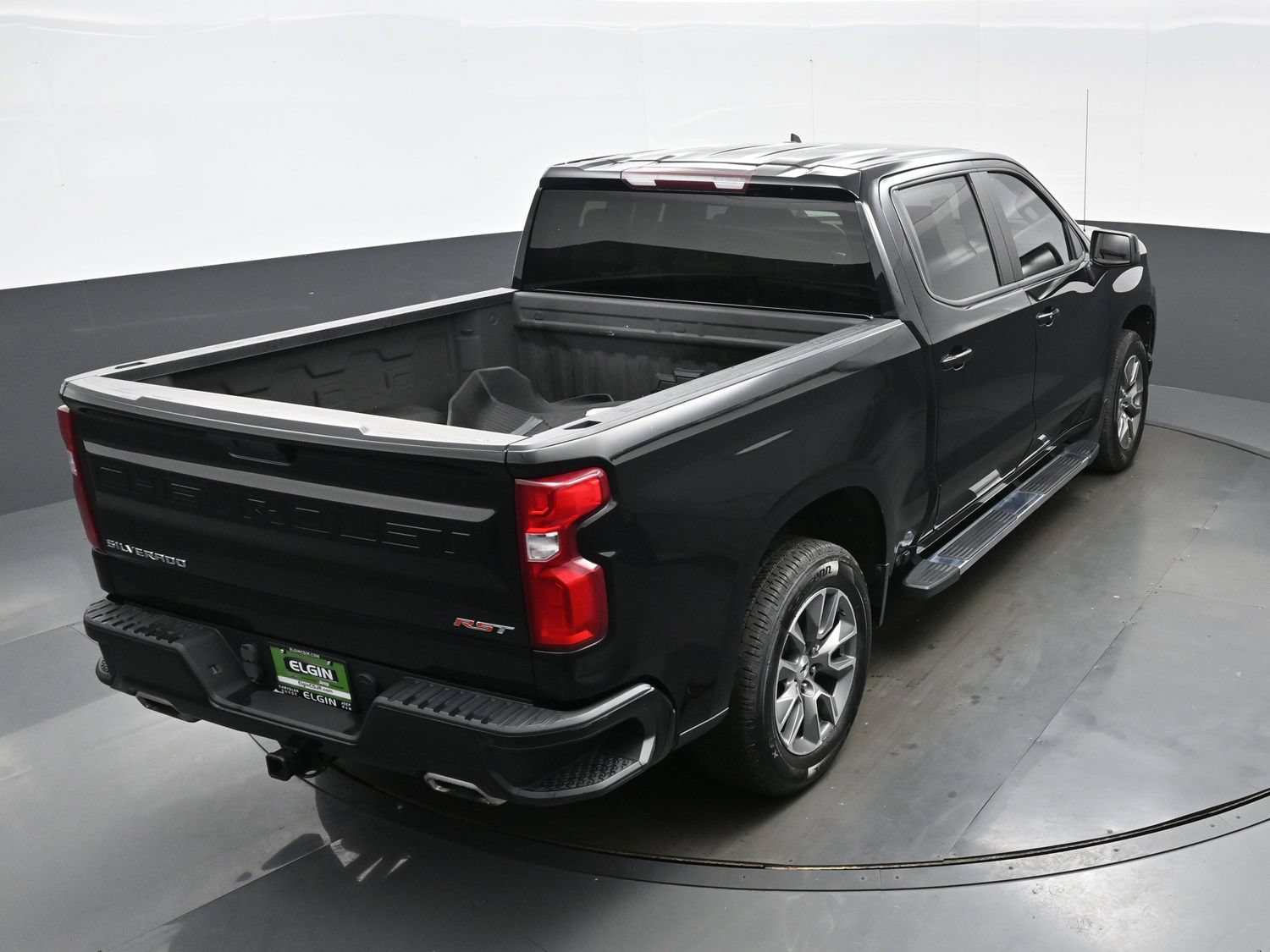 Used 2021 Chevrolet Silverado 1500 RST AWD/4WD image 37
