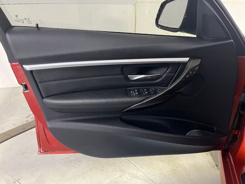 Used 2018 BMW 330i xDrive Sedan image 26