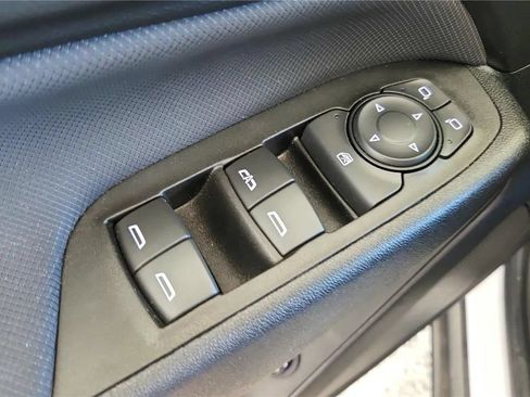 Used 2022 Chevrolet Equinox RS FWD image 22