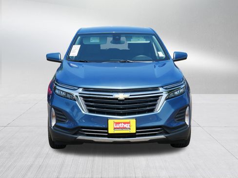 Used 2024 Chevrolet Equinox LT FWD image 2