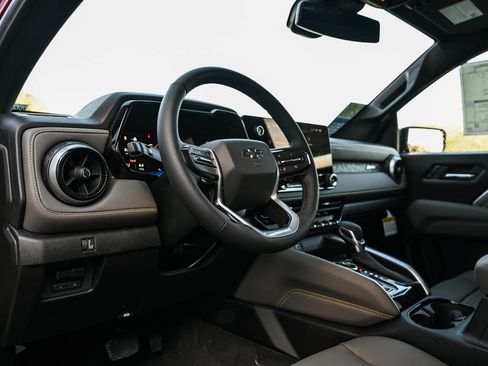 New 2026 Chevrolet Colorado ZR2 w/ Technology Package image 17