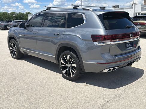 Certified 2024 Volkswagen Atlas SEL Premium R-Line AWD/4WD image 4