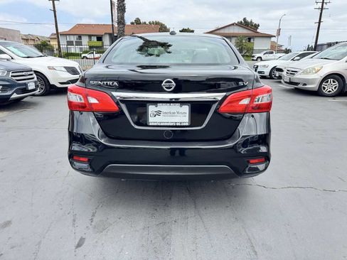 Used 2016 Nissan Sentra SV FWD image 3