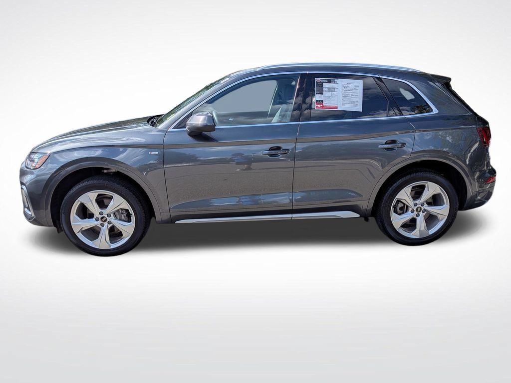 Used 2023 Audi Q5 2.0T Premium Plus w/ Premium Plus Package AWD/4WD image 7