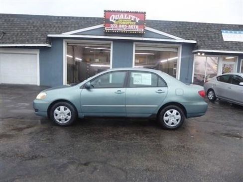 Used 2005 Toyota Corolla CE image 1