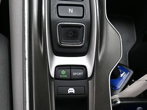 Used 2018 Honda Accord EX image 28