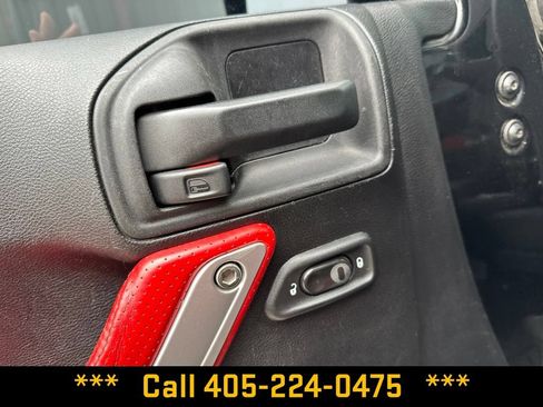 Used 2013 Jeep Wrangler Unlimited Rubicon w/ Connectivity Group AWD/4WD image 28