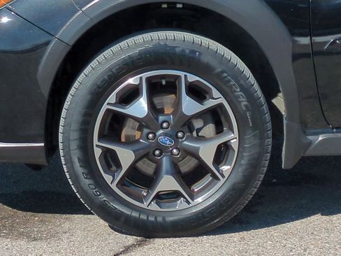 Used 2020 Subaru Crosstrek 2.0i Premium image 14