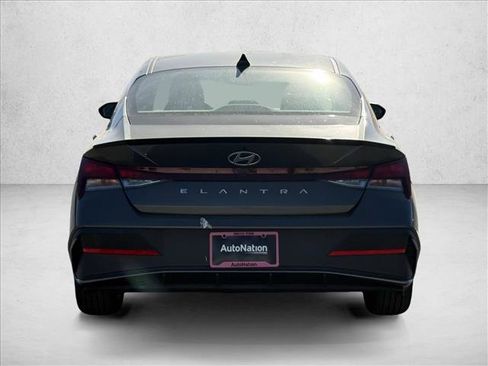 New 2026 Hyundai Elantra Sport image 7