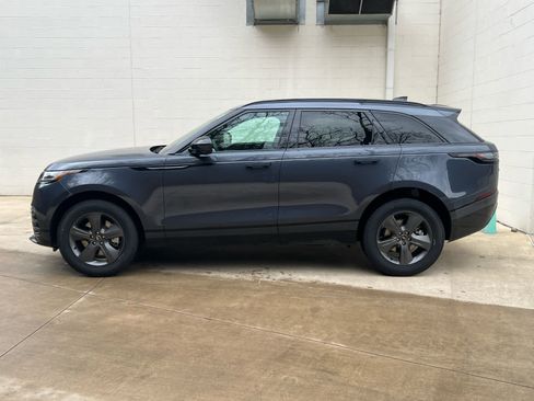 Used 2025 Land Rover Range Rover Velar Dynamic SE image 5