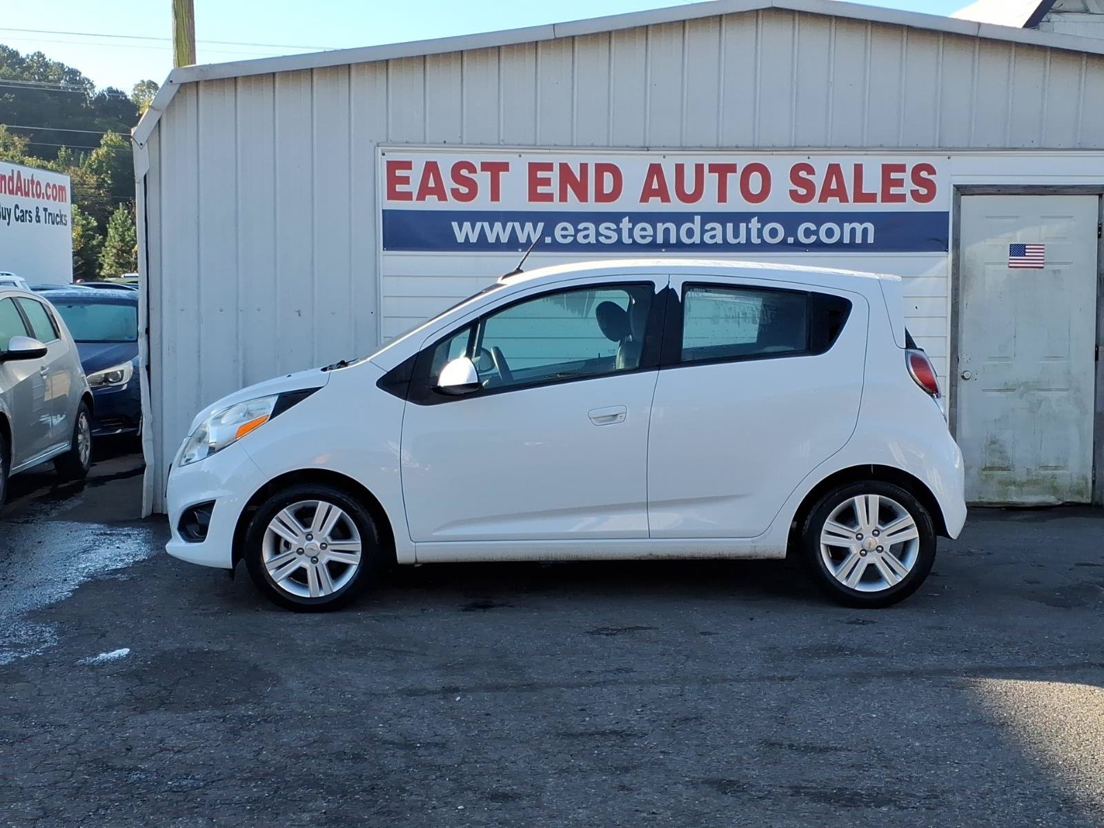 Used 2014 Chevrolet Spark LT FWD image 2