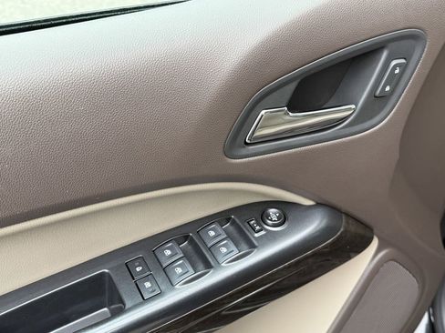 Used 2018 GMC Canyon SLT w/ Driver Alert Package image 13