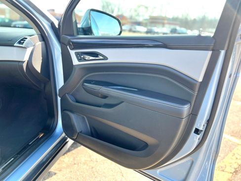 Used 2014 Cadillac SRX Luxury w/ Driver Awareness Package image 38