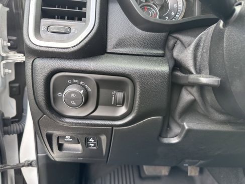 Used 2020 RAM 1500 Big Horn image 35