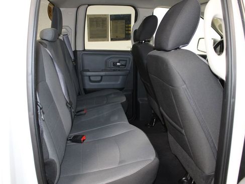 Used 2024 RAM 1500 Classic SLT image 31