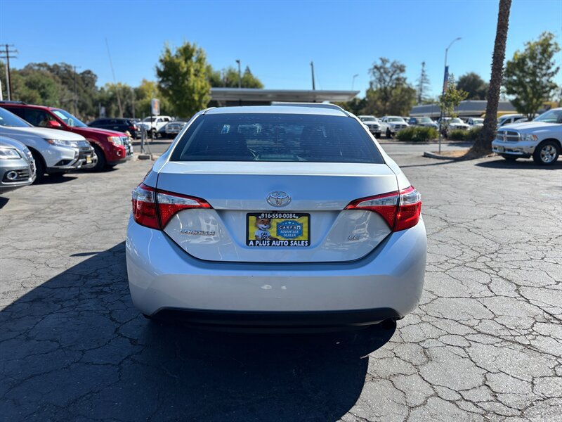 Used 2016 Toyota Corolla LE FWD image 4