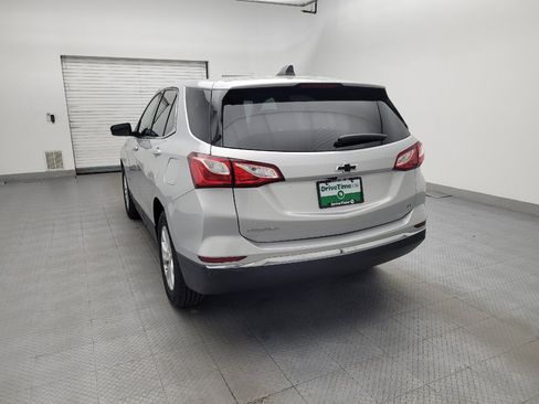 Used 2020 Chevrolet Equinox LT FWD image 6