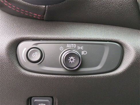 Certified 2022 Chevrolet Blazer RS w/ Enhanced Convenience Package image 19