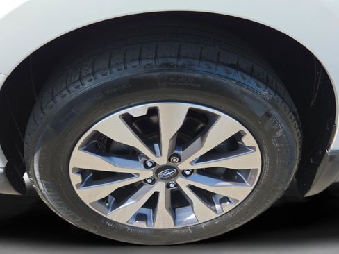 Used 2017 Subaru Outback 2.5i Touring w/ Popular Package #5A image 34