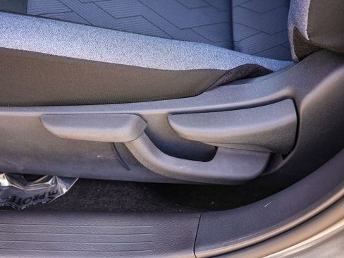 Certified 2025 Nissan Versa SV w/ Trunk Package FWD image 20