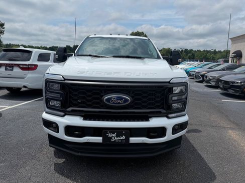 Used 2024 Ford F250 Lariat w/ Lariat Ultimate Package AWD/4WD image 3