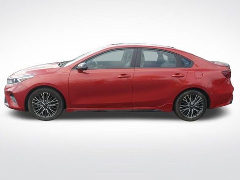 Used 2024 Kia Forte GT-Line w/ GT-Line Premium Package FWD image 5