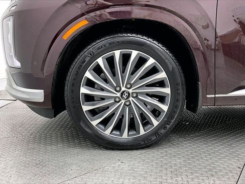 Certified 2023 Hyundai Palisade Calligraphy w/ Cargo Package image 8