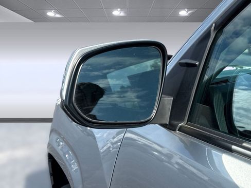 Used 2023 Toyota Tacoma SR image 23