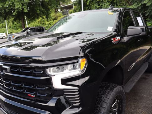Used 2023 Chevrolet Silverado 1500 LT Trail Boss AWD/4WD image 45