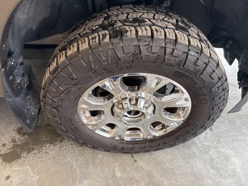 Used 2022 Ford F350 King Ranch w/ Chrome Package image 27