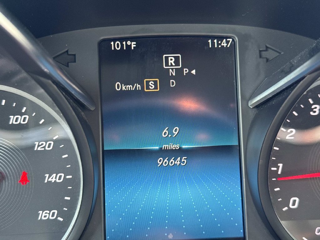 Used 2019 Mercedes-Benz C 300 Sedan image 29