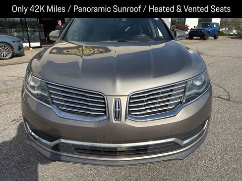 Used 2017 Lincoln MKX Reserve w/ Lincoln MKX Climate Package image 14