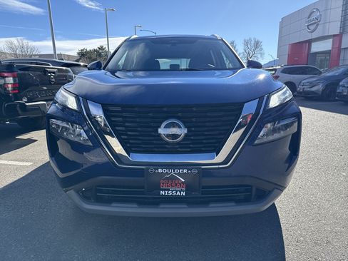 Certified 2023 Nissan Rogue SV w/ SV Premium Package image 3