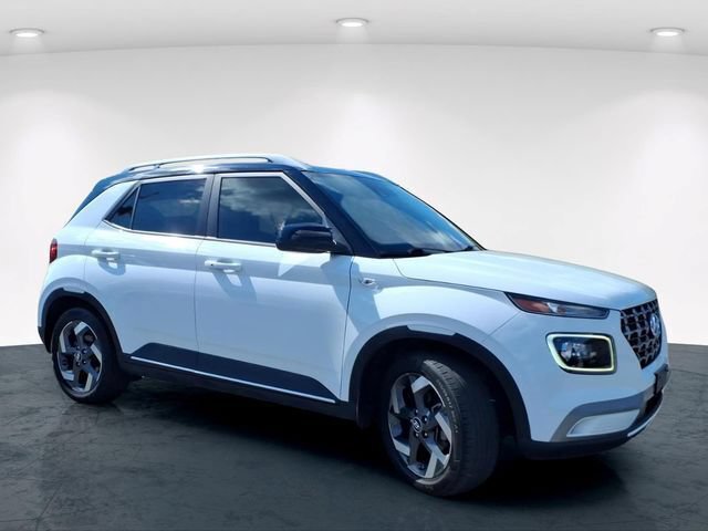 Used 2022 Hyundai Venue Limited FWD image 5