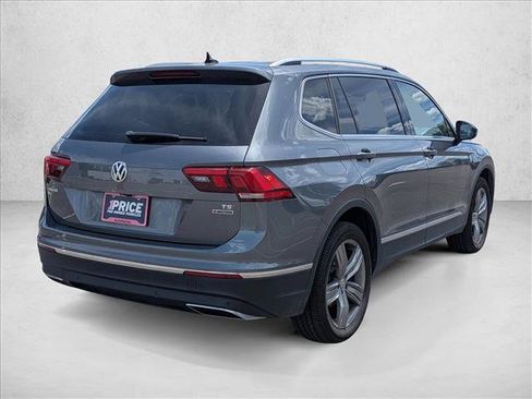 Used 2018 Volkswagen Tiguan SEL Premium AWD/4WD image 5