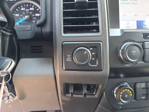 Used 2022 Ford F250 XL w/ Power Equipment Group AWD/4WD image 27