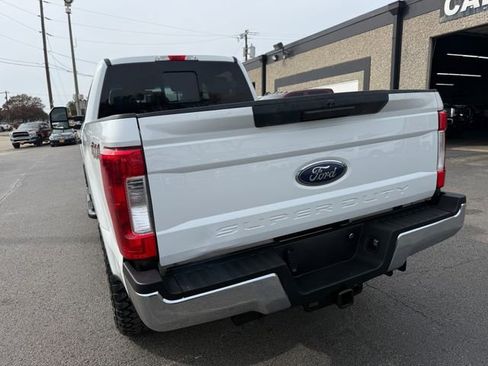 Used 2017 Ford F250 XLT w/ Camper Package AWD/4WD image 14