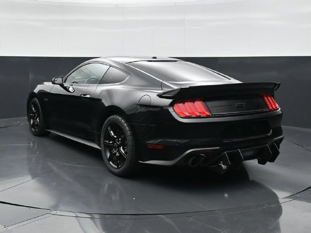 Used 2019 Ford Mustang GT Premium w/ Black Accent Package RWD image 8