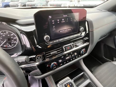 Certified 2024 Nissan Pathfinder Rock Creek image 30