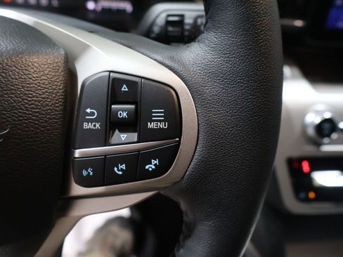 Used 2024 Ford Explorer XLT w/ Equipment Group 202A image 36