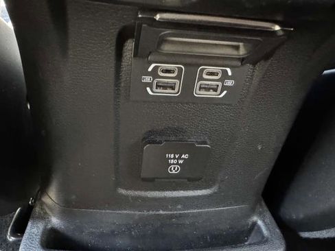 Used 2021 Jeep Wrangler Unlimited Rubicon image 9