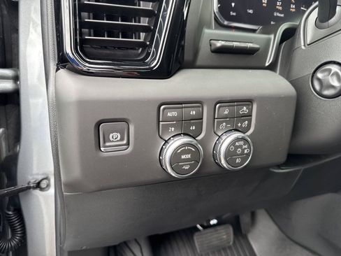 New 2026 GMC Sierra 1500 AT4 w/ AT4 Premium Package AWD/4WD image 19