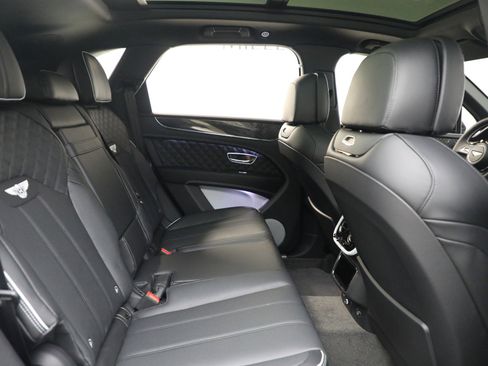 New 2025 Bentley Bentayga image 27