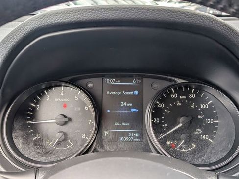 Used 2017 Nissan Rogue SL w/ SL Premium Package image 22