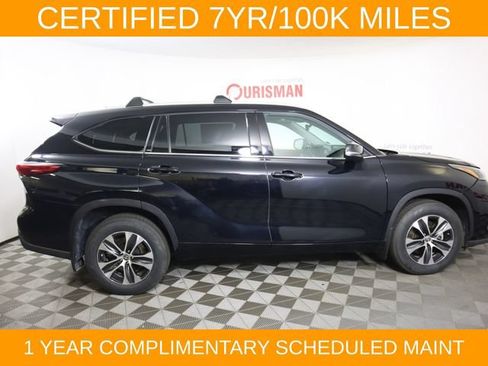 Used 2022 Toyota Highlander XLE AWD/4WD image 28