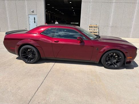 Used 2023 Dodge Challenger SRT Hellcat RWD image 4