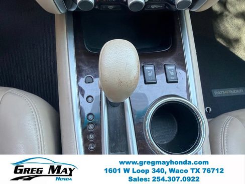 Used 2015 Nissan Pathfinder SL FWD image 21
